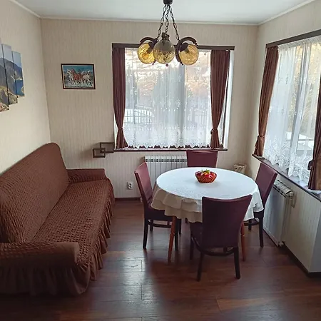 بيت ضيافة Detached рилски кът 3*